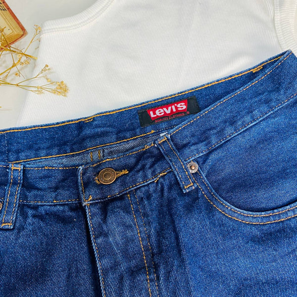 SHORT JEAN LEVIS  Talla XL